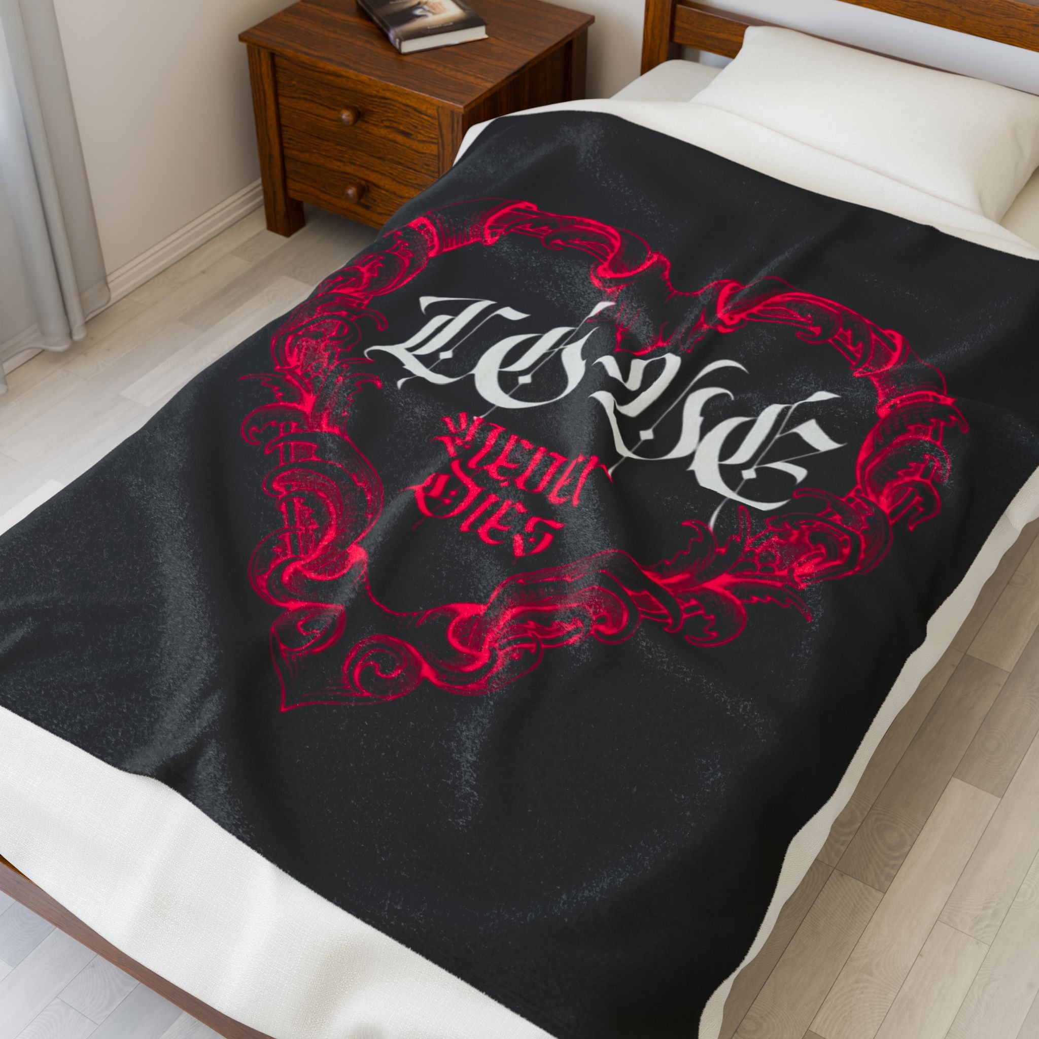 Velveteen Plush Blanket — Gothic "Love Never Dies" Heart Throw