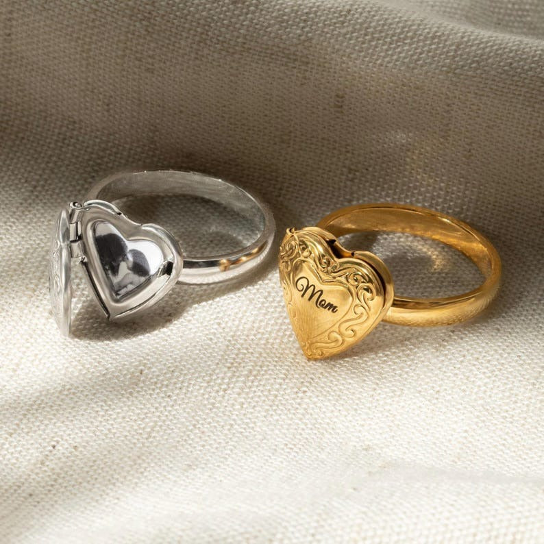 Double-Layer Heart Engraved Ring