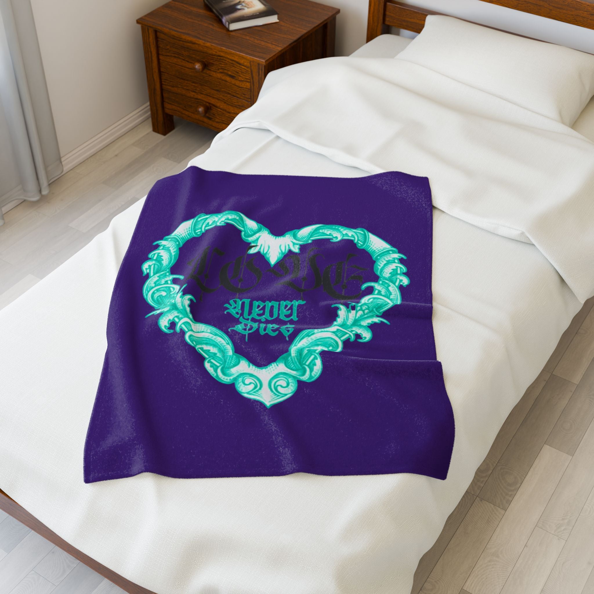 Velveteen Plush Blanket — Gothic Heart 'Love Never Dies' Velour Throw